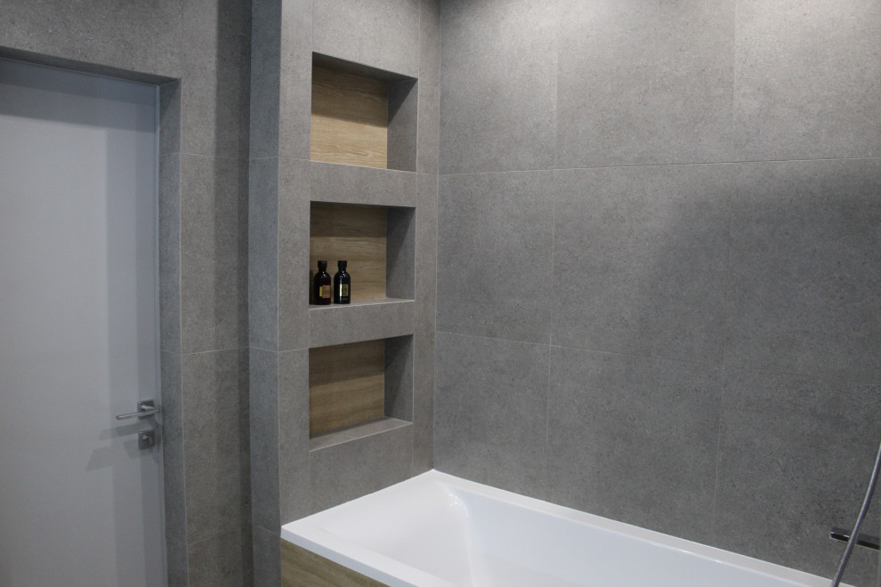 Четырехкомнатная в центре под ключ по дизайн-проекту