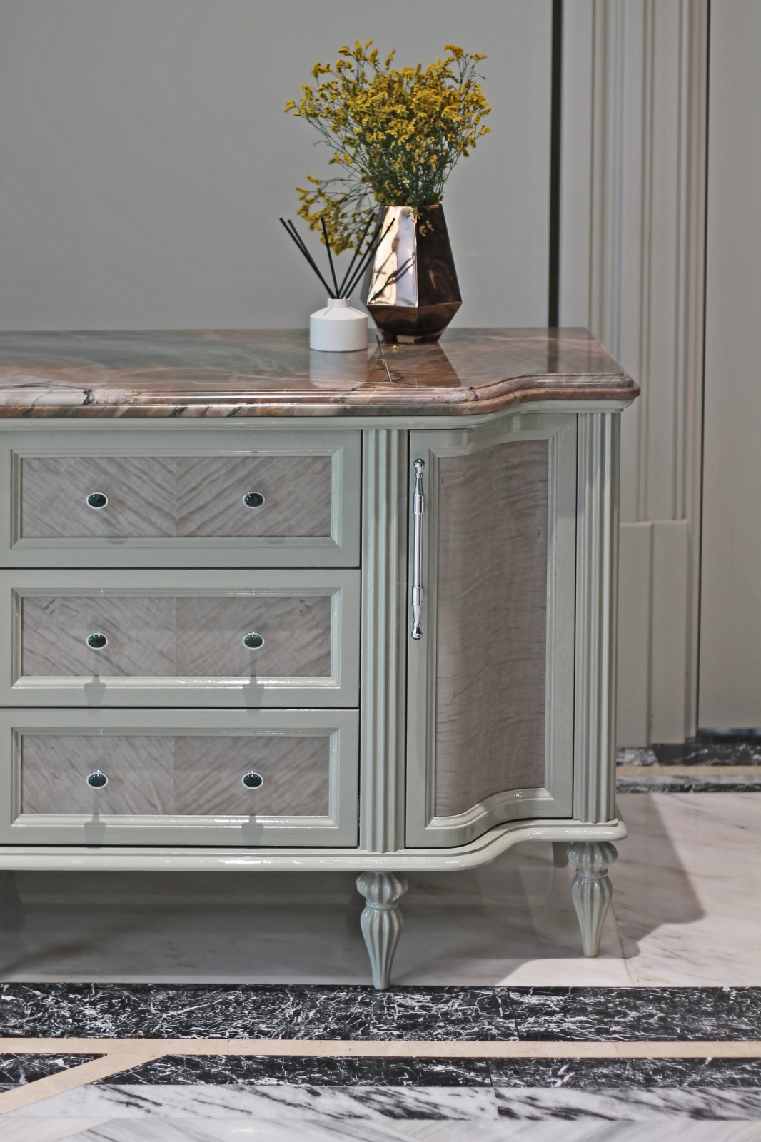 Комод в ванную комнату