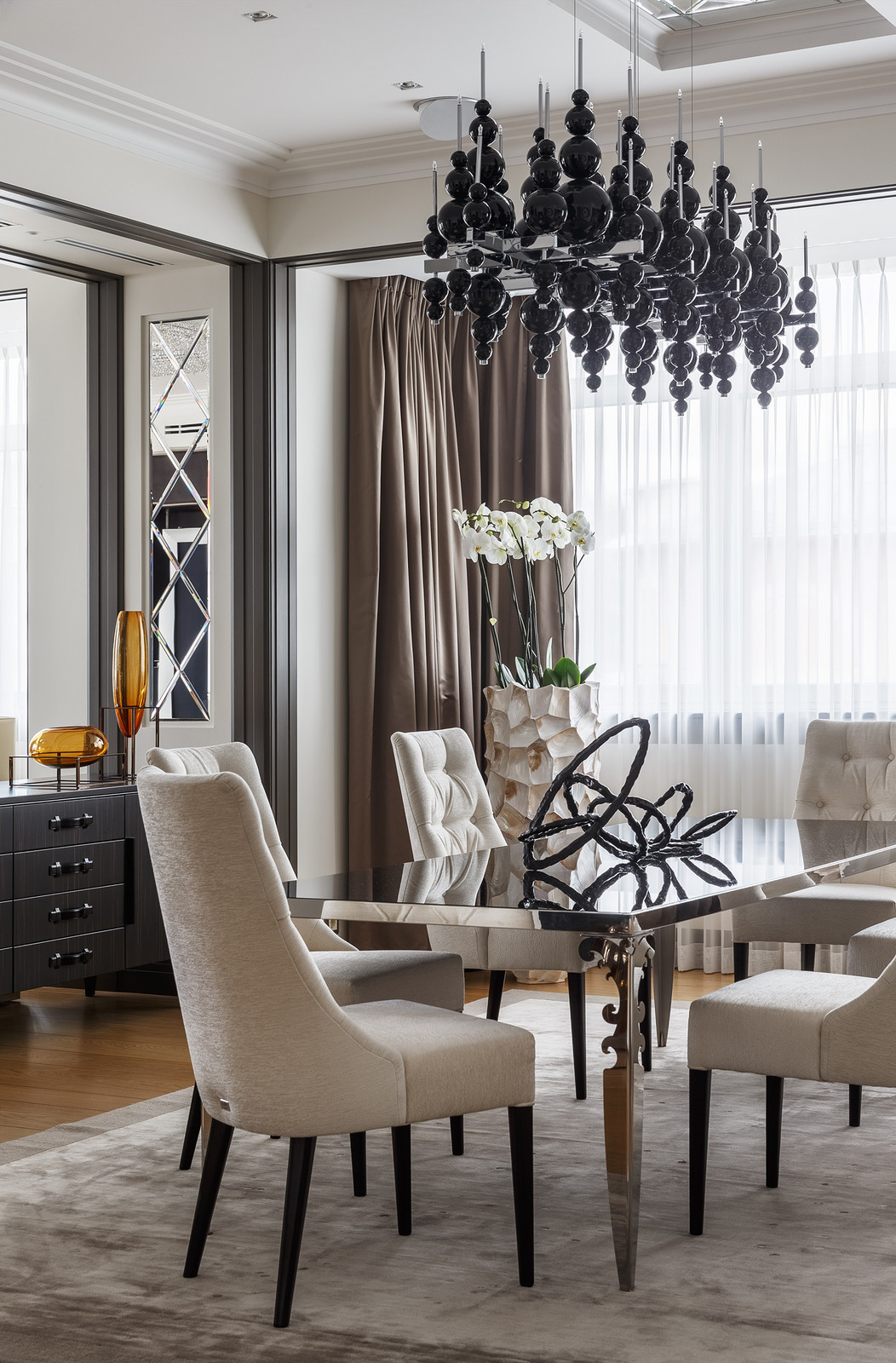 Обложка альбома: КУХНЯ-СТОЛОВАЯ