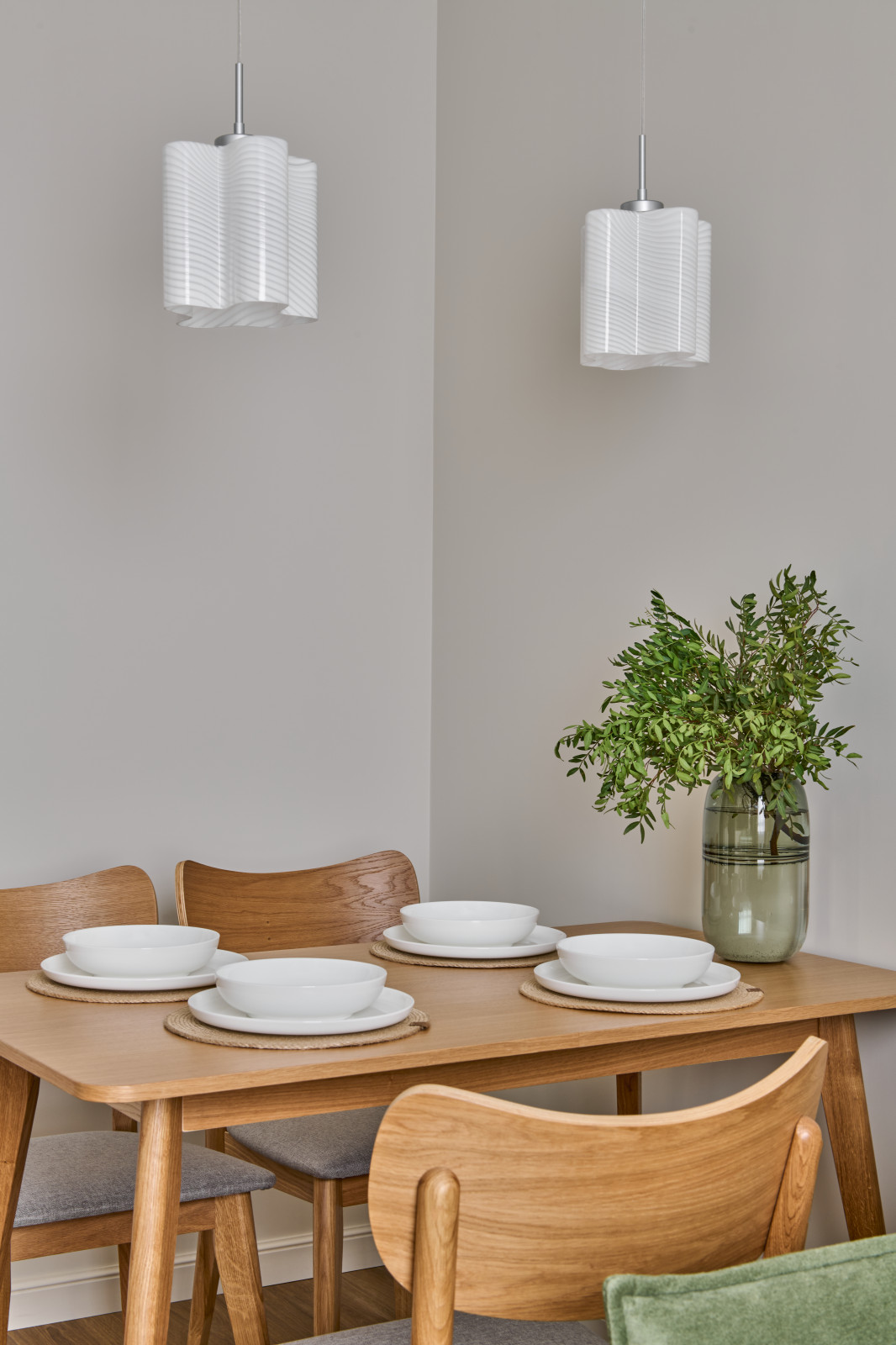 "Элегантность сквозь минимализм: История дизайна в ЖК 'Движение Тушино'"