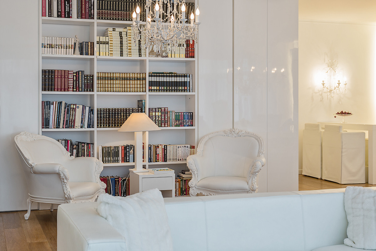 Проект в белом