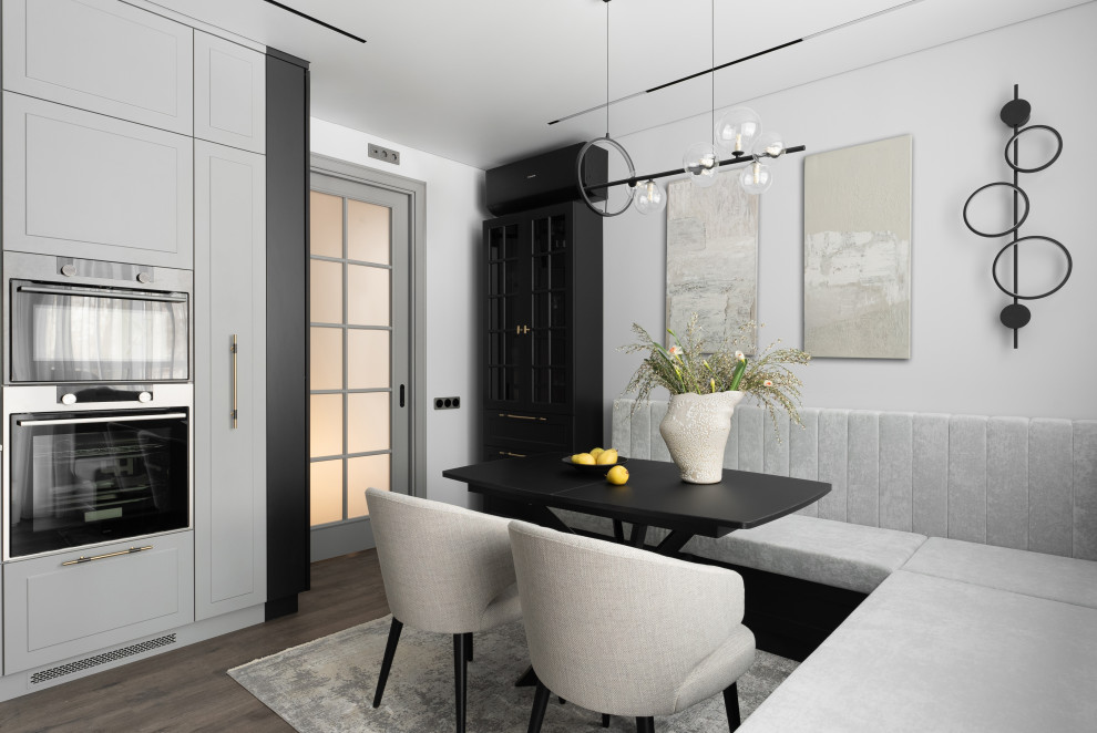 Квартира для семейной пары в серых и бежевых тонах