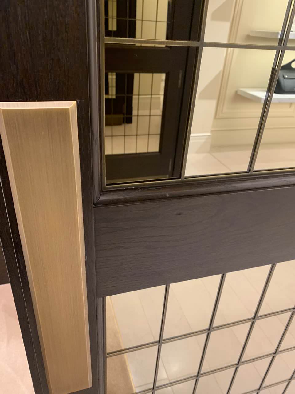 Двери для коммерческого помещения