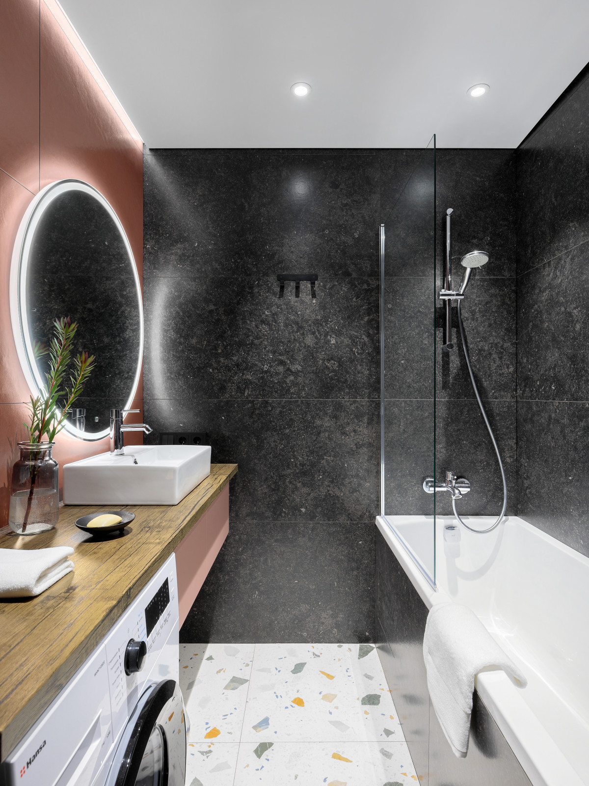 Simple and clean one bedroom apartment