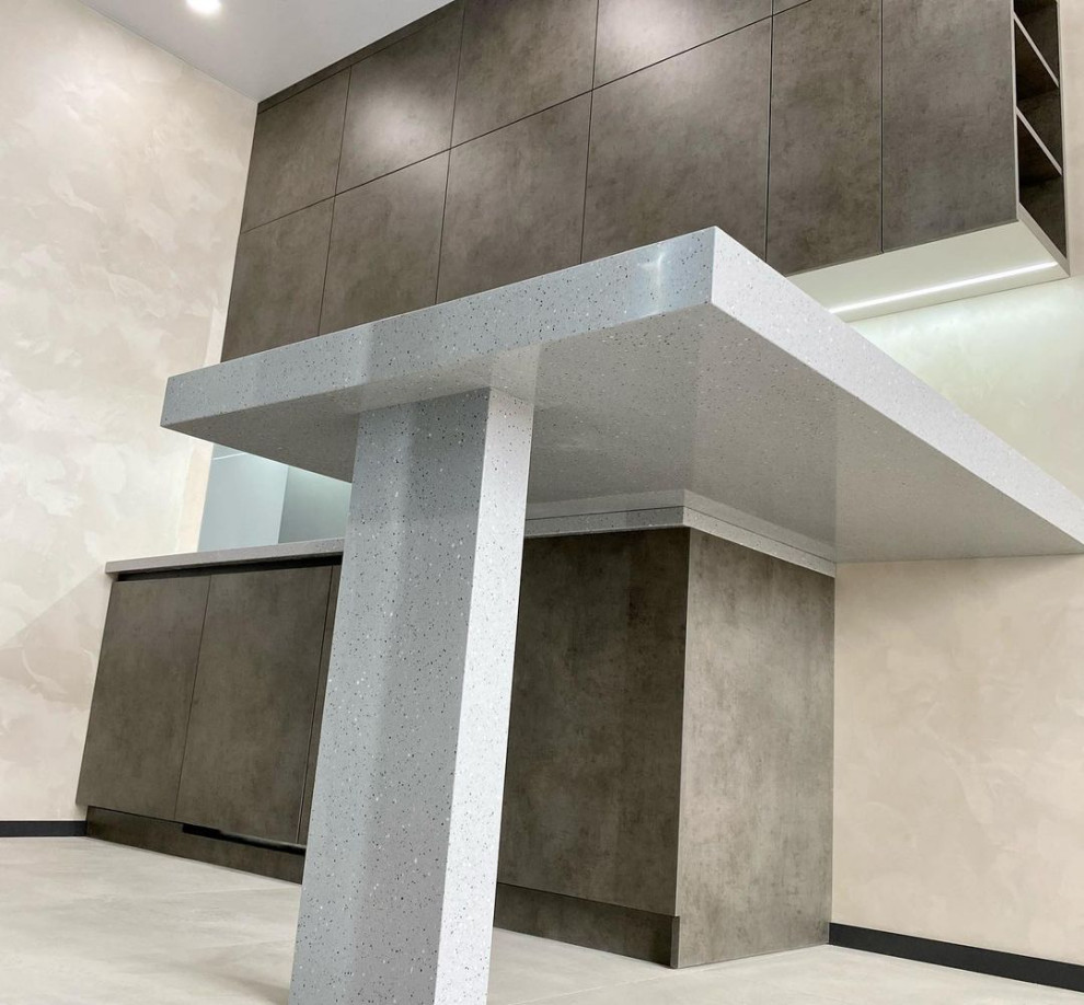 Небольшая красивая кухня на заказ