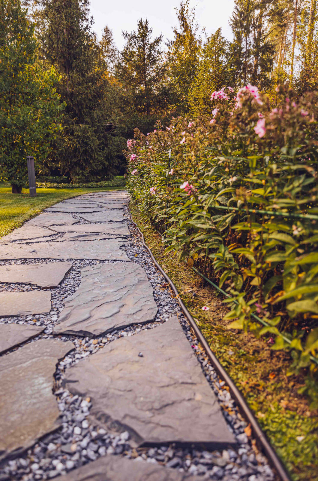 Архитектурное Решение в Пейзажном Стиле