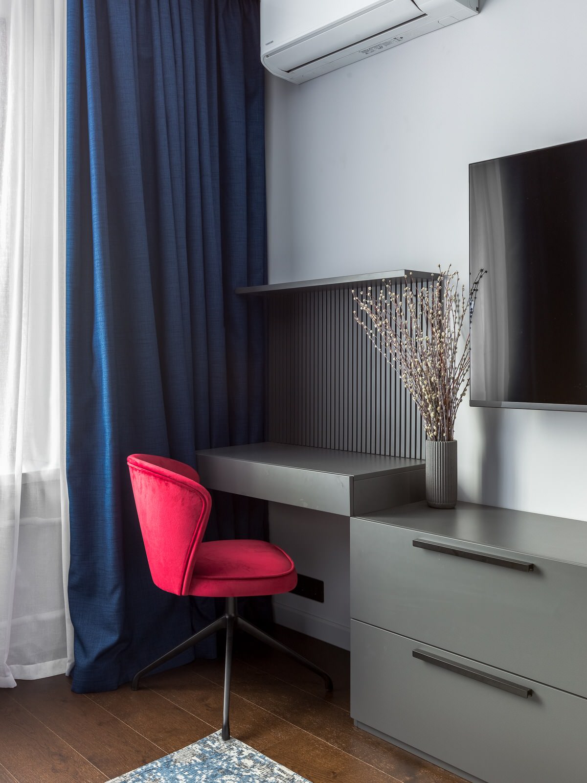 Синий, синий иней... на Ленинском (фото)