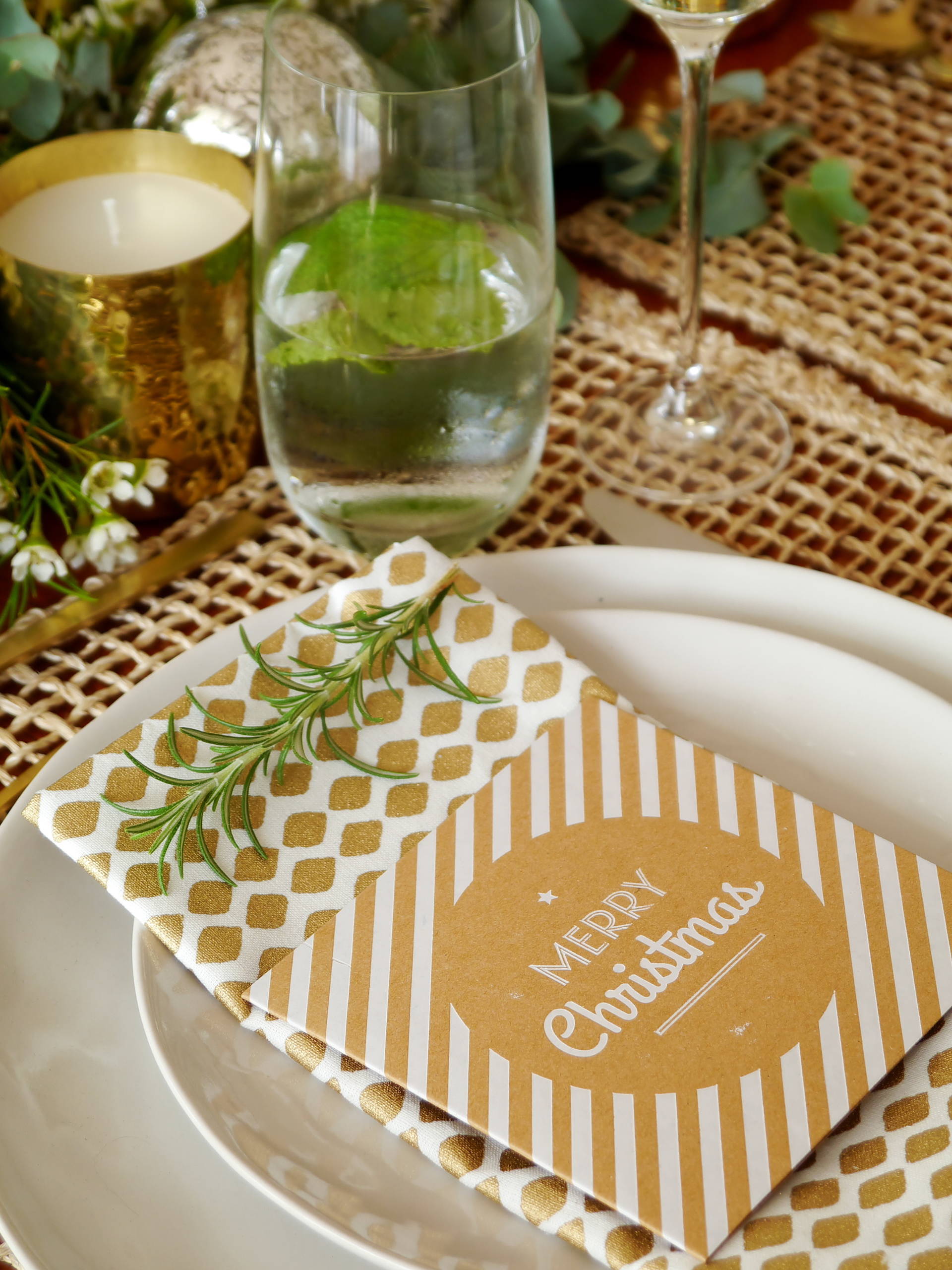 В последнюю минуту: Новогодний декор из... продуктового магазина