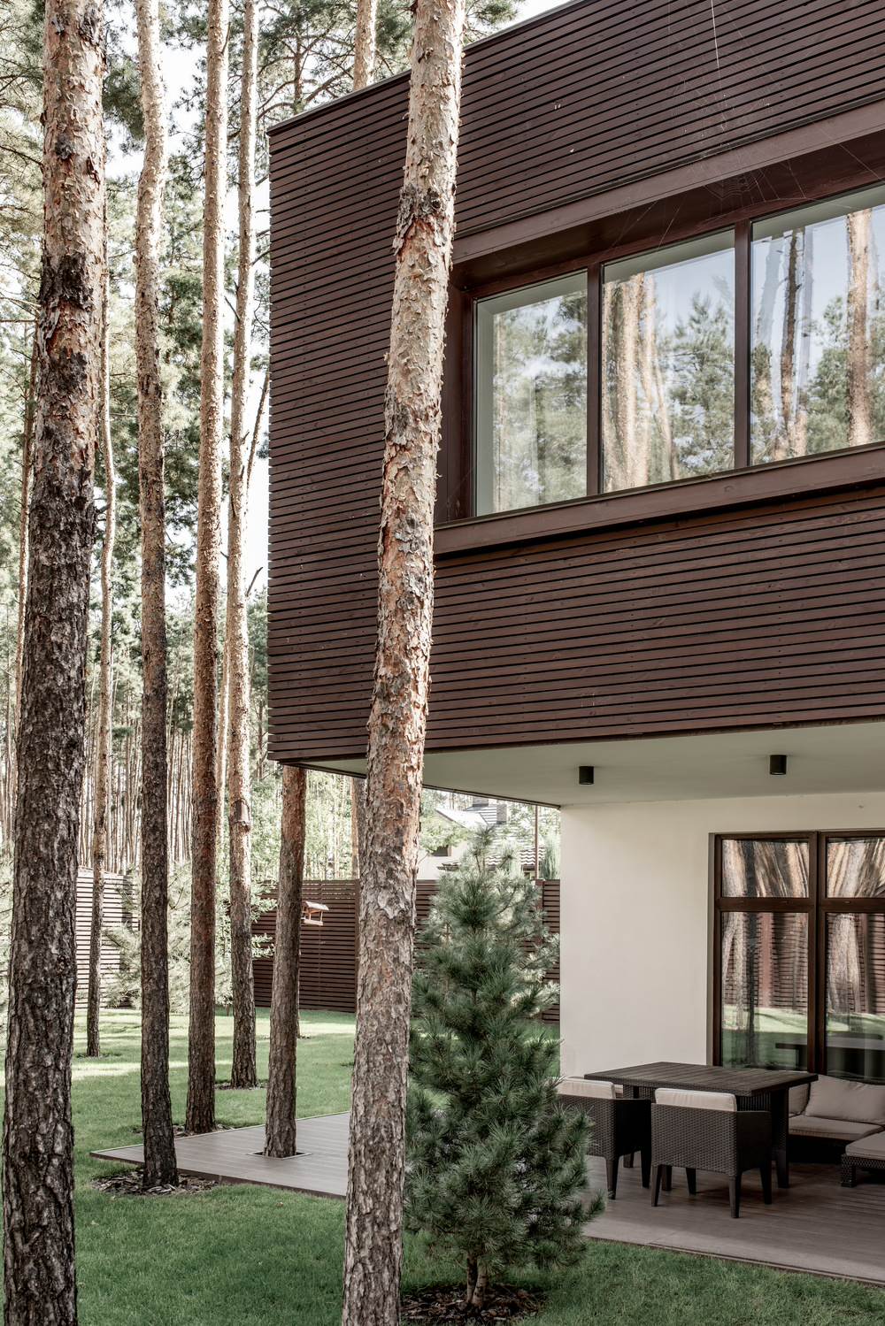 Residential Forest House in Ukraine - Live Minimalism