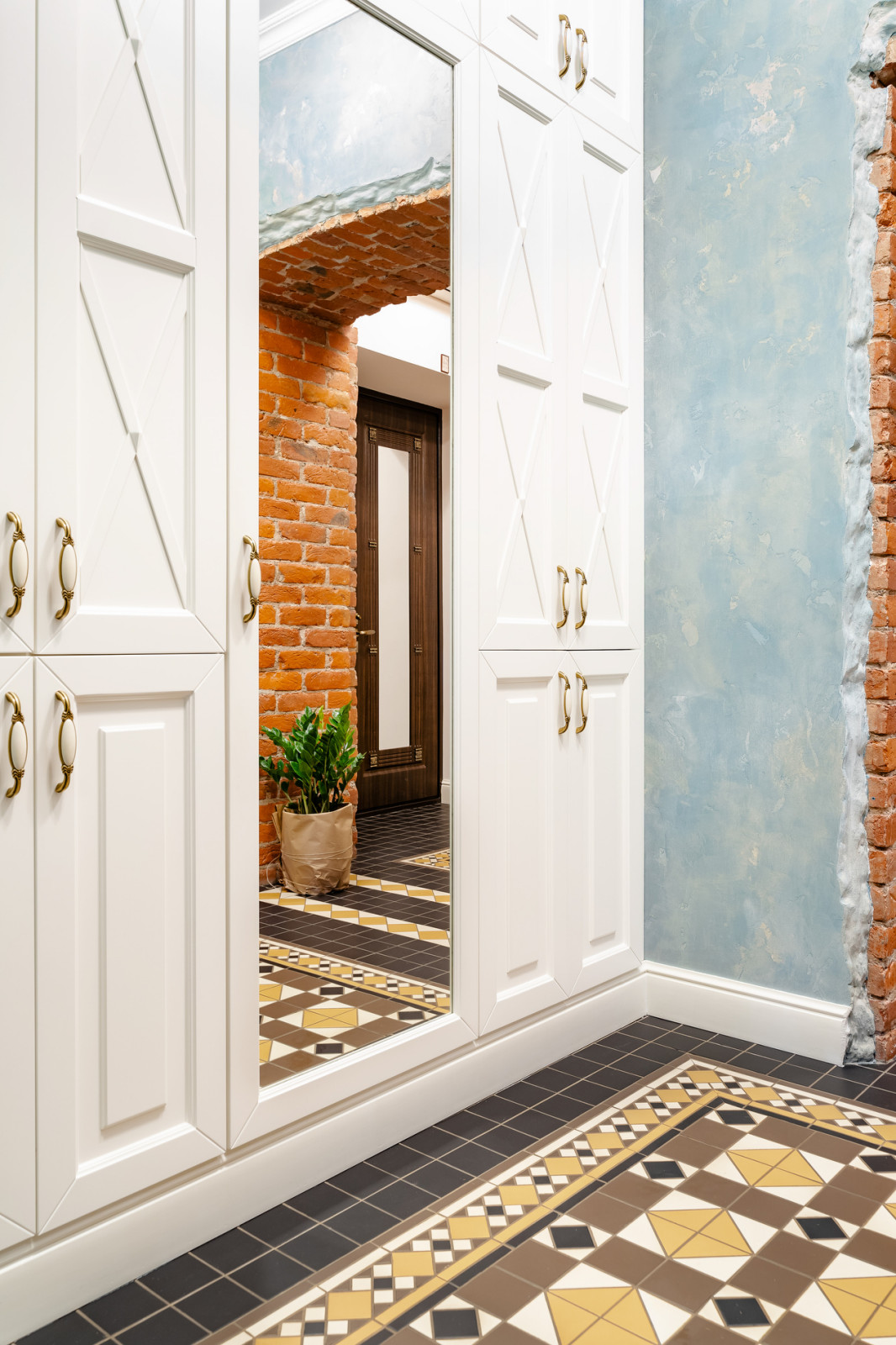 Реализация квартиры в историческом центре на Кавалергардской