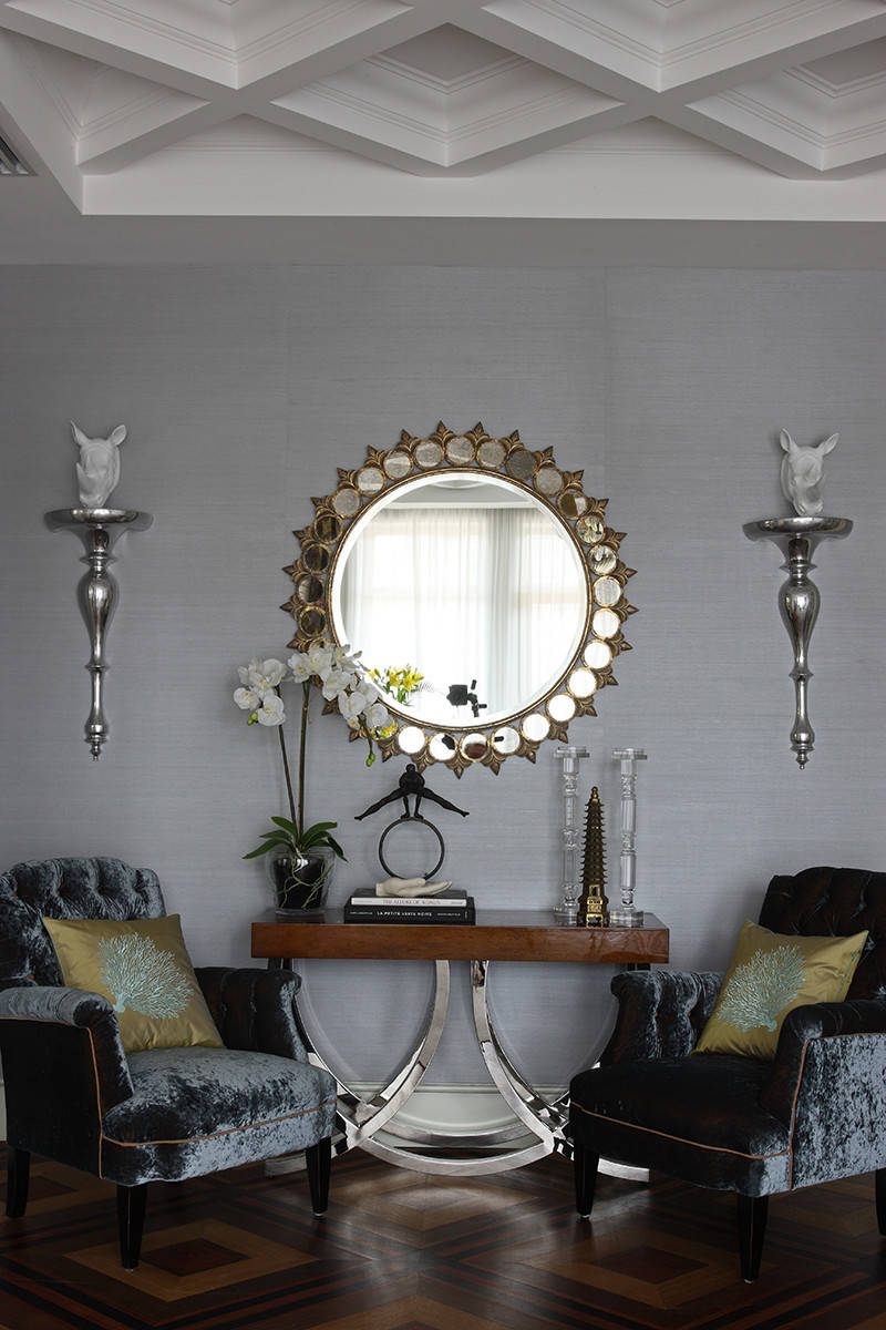 Houzz тур: Дом в Подмосковье с анфиладой комнат и арт-объектами