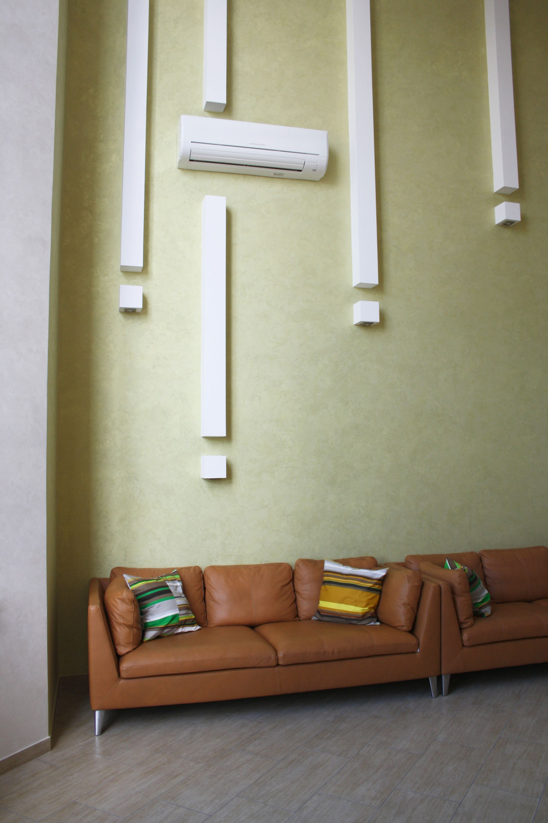 Гостиная, в процессе реализации проекта