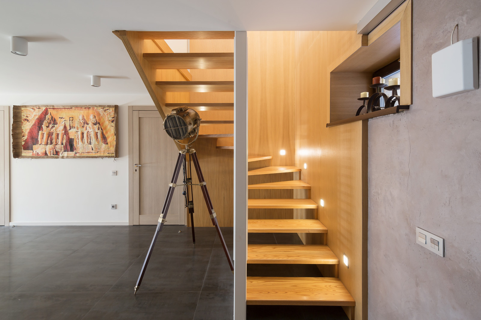 Фотографии реализованного интерьера дома в КП Шишкин лес г. Москва