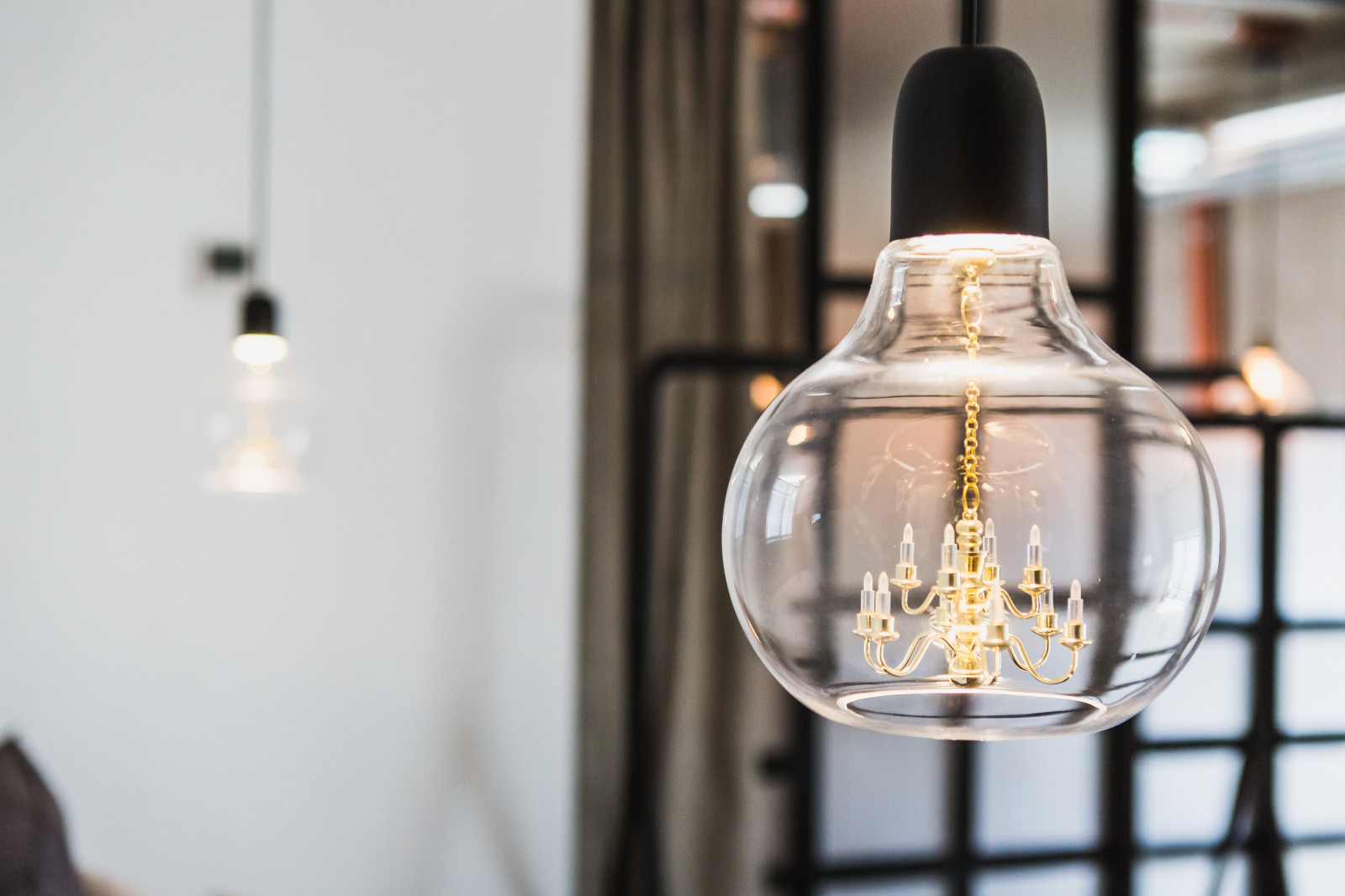 В гостях: Современный лофт, наполненный арт-объектами и музыкой