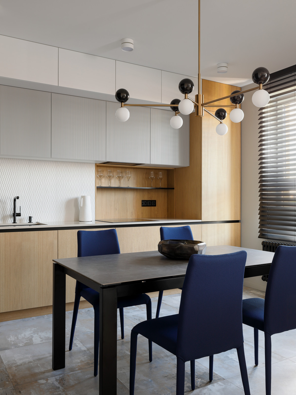 Light midecentury apartment / Квартира с легким флером midcentury