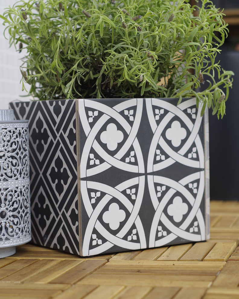 DIY: Кашпо для цветов своими руками из остатков плитки