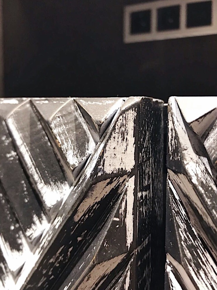 Тумба в ванную комнату на заказ из массива дуба