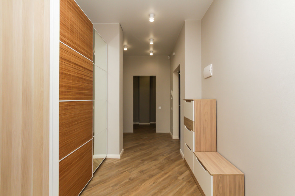 Коридор в 3х-комнатной квартире | 74м2 в ЖК Маковского