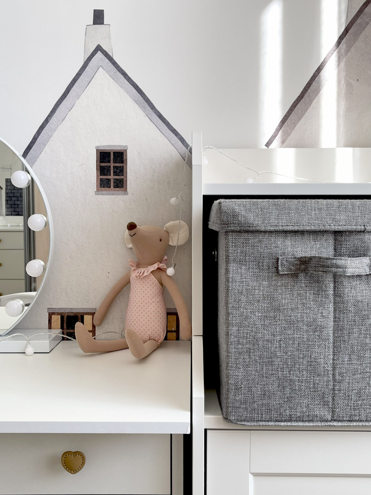 Интерьер детской комнаты для девочки