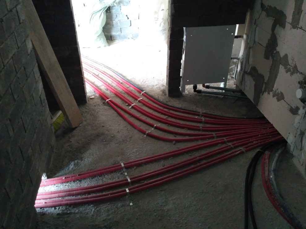 Виды стяжки: Какой способ выравнивания пола лучше