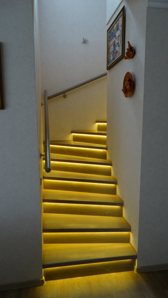 Лестница с подсветкой