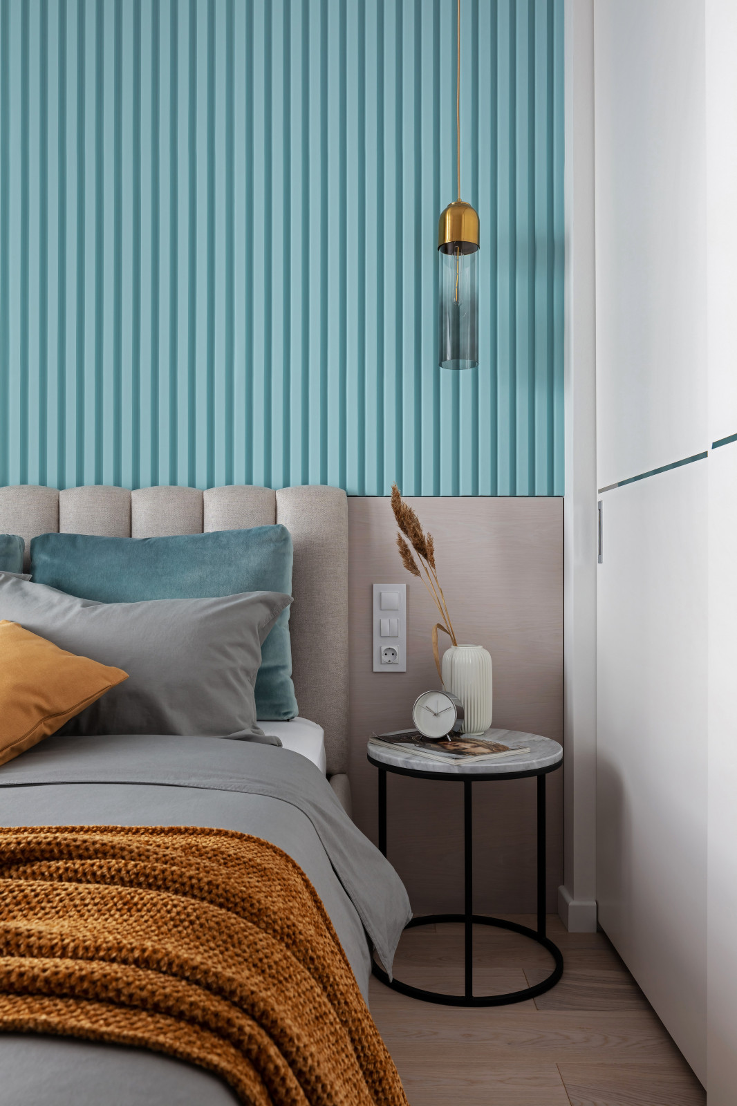 Однокомнатная квартира в бирюзовых тонах