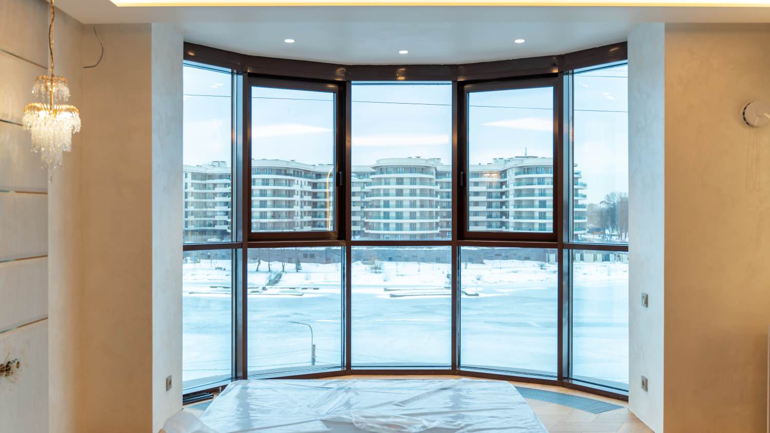 Дизайнерский ремонт элитной квартиры на Петроградке