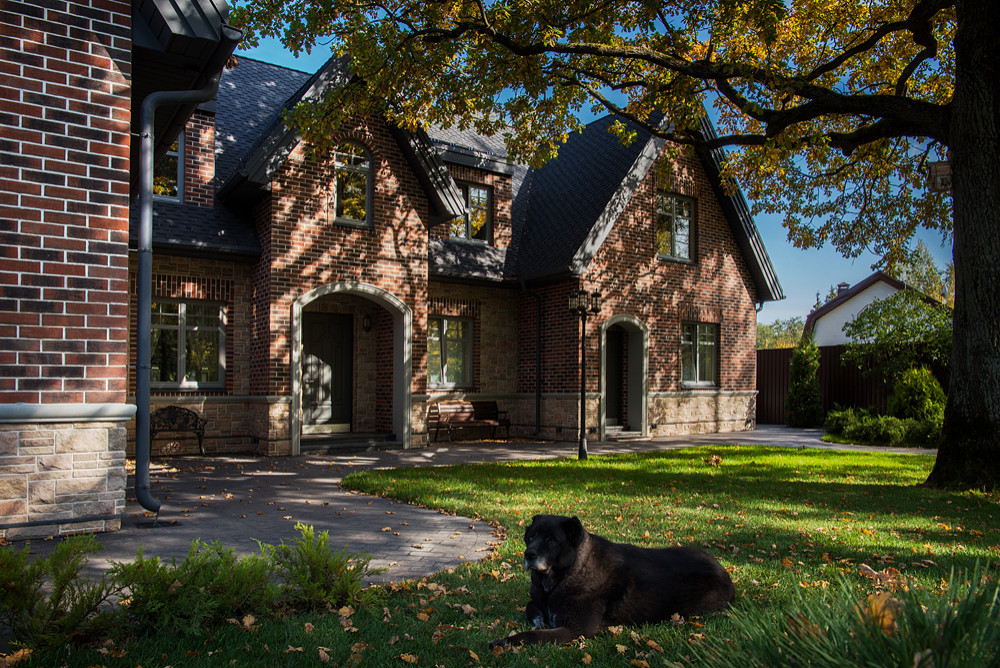Загородный дом в стиле Тюдор