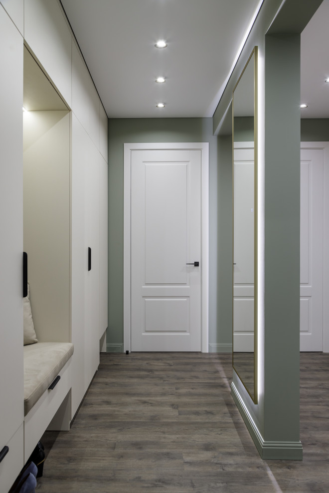 Интерьер квартиры в Приморском районе Санкт-Петербурга с видом на Лахта Центр