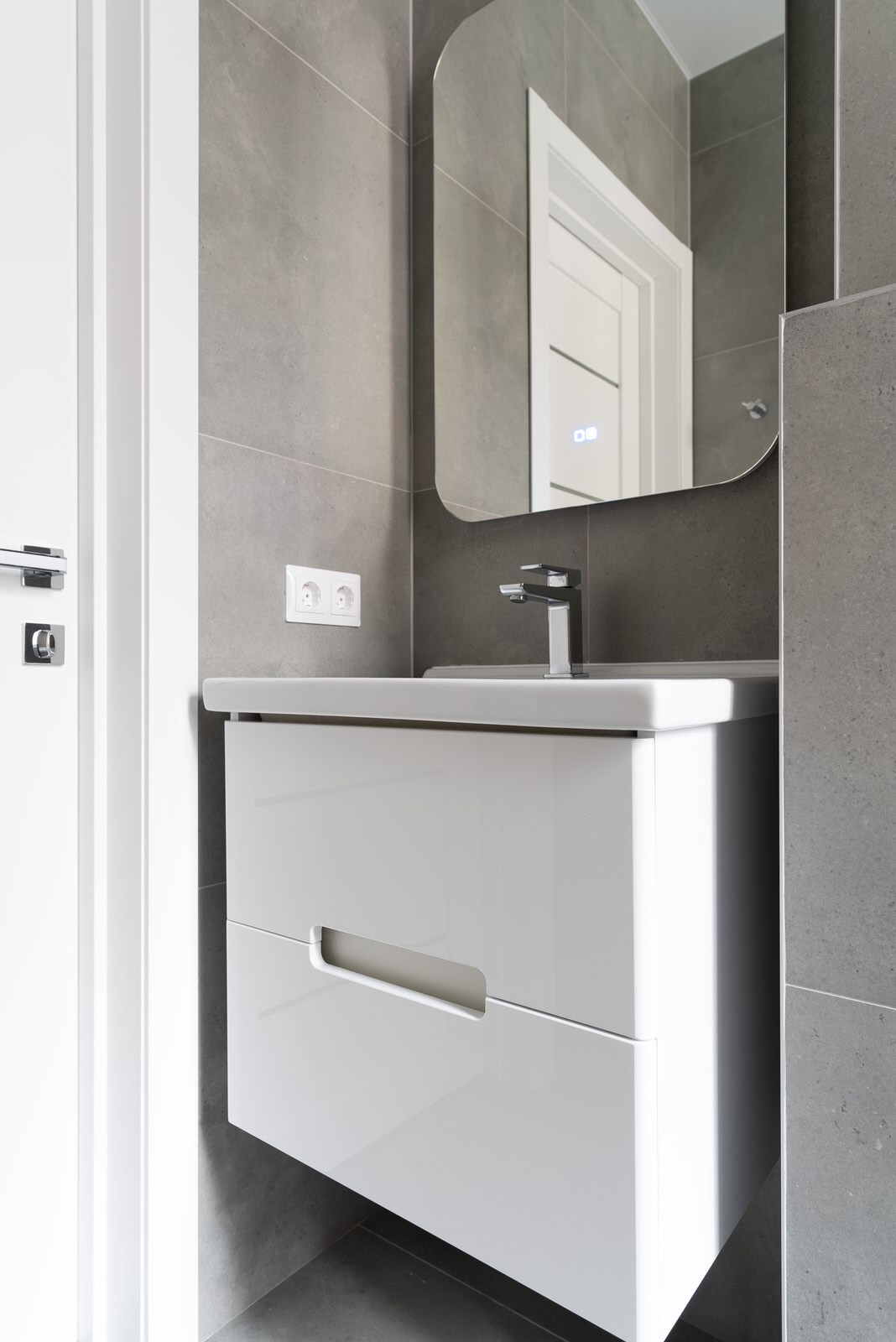 Фирменный ремонт для просторной квартиры на улице Батальной в Калининграде