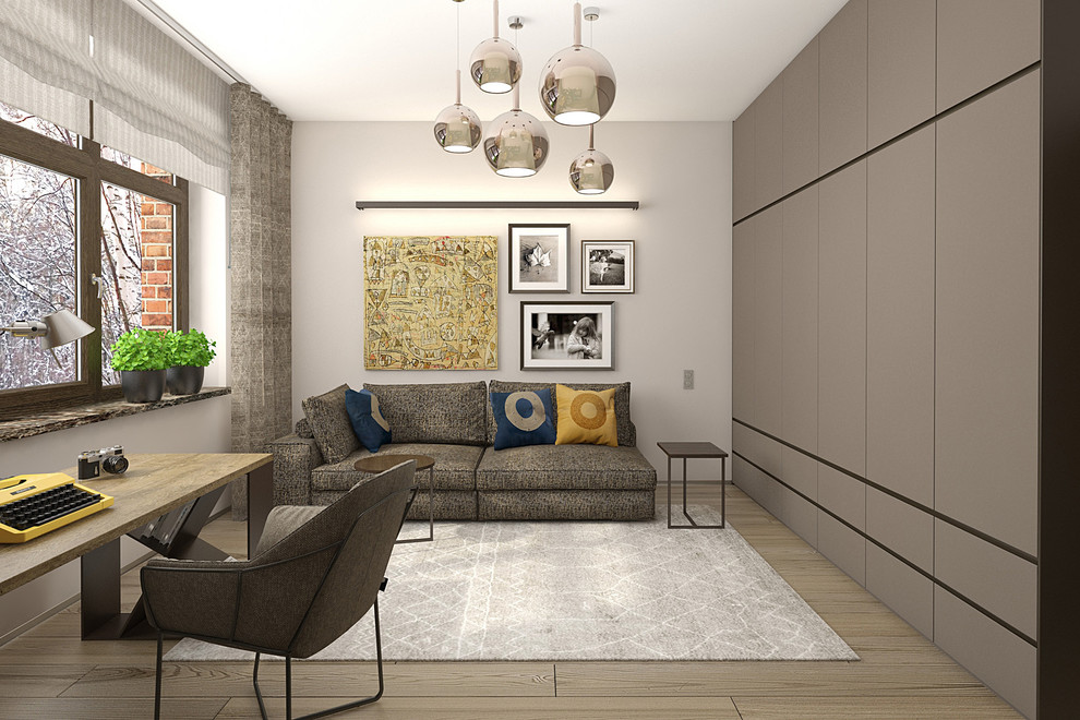 В ПОЛНОЙ ТИШИНЕ