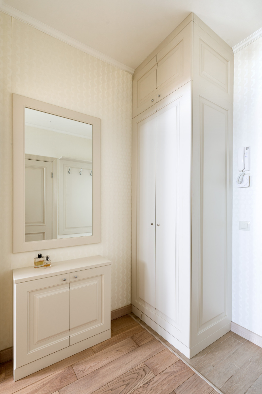 Шкаф и тумба