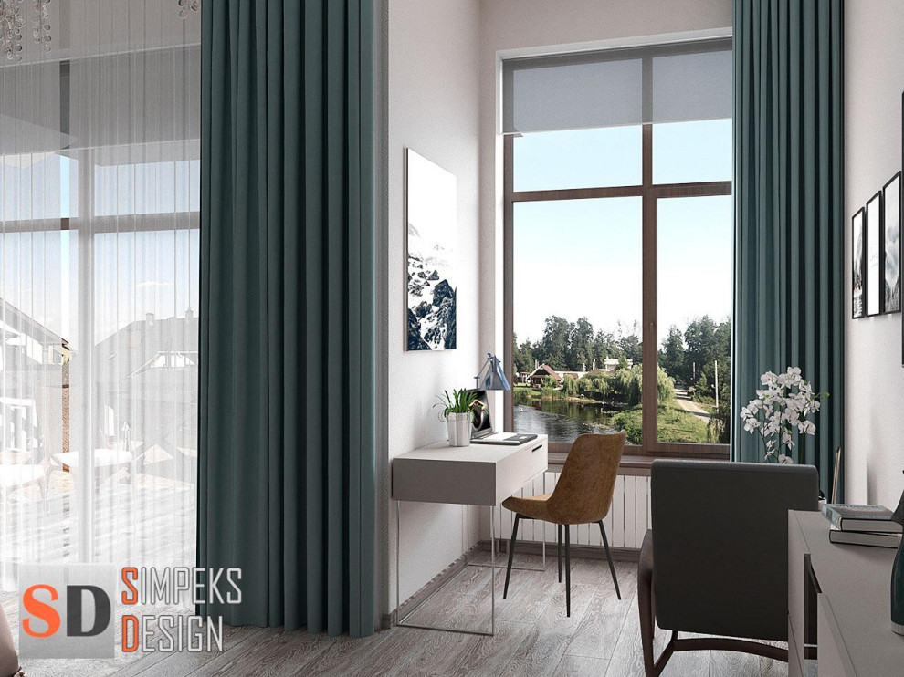 Панорамное окно напротив рабочей зоны