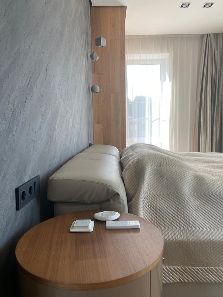 Дом молодого мужчины