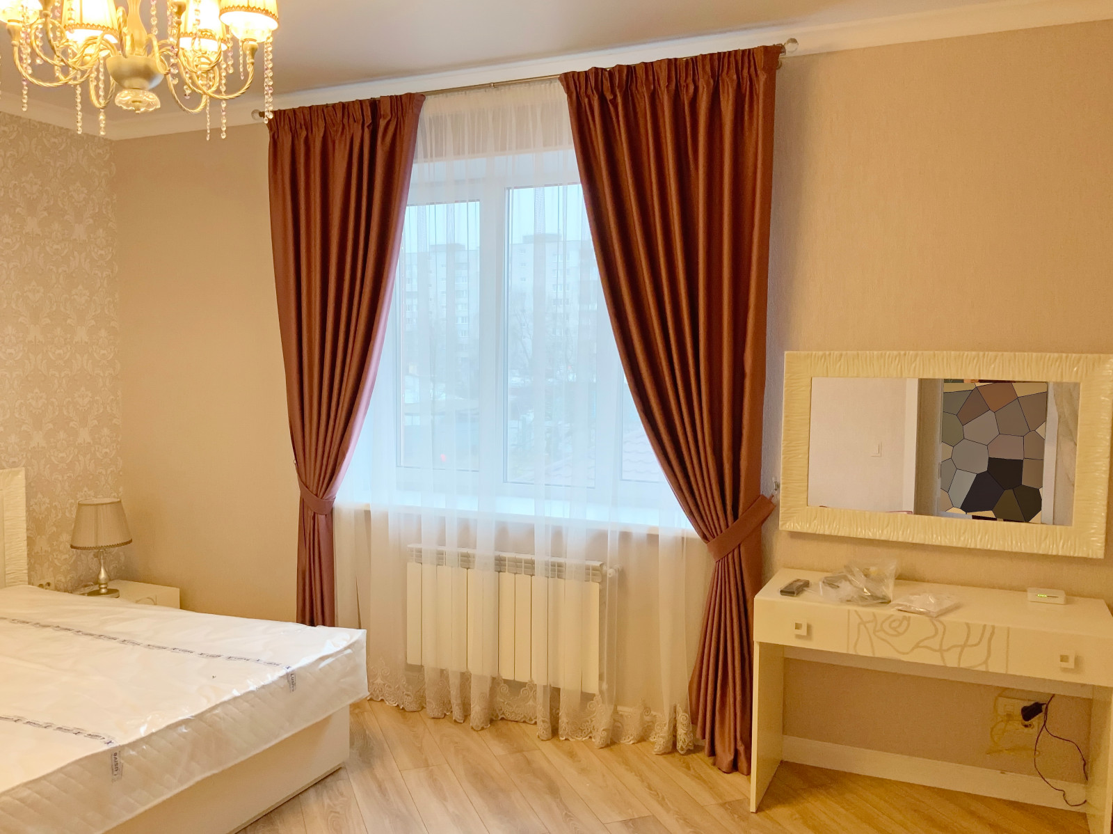 Ирина - ведущий дизайнер салона