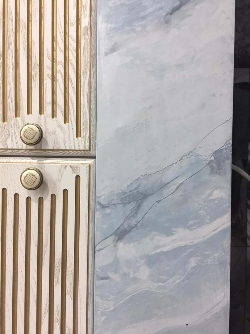 Обложка проекта: Мрамор в гостиной