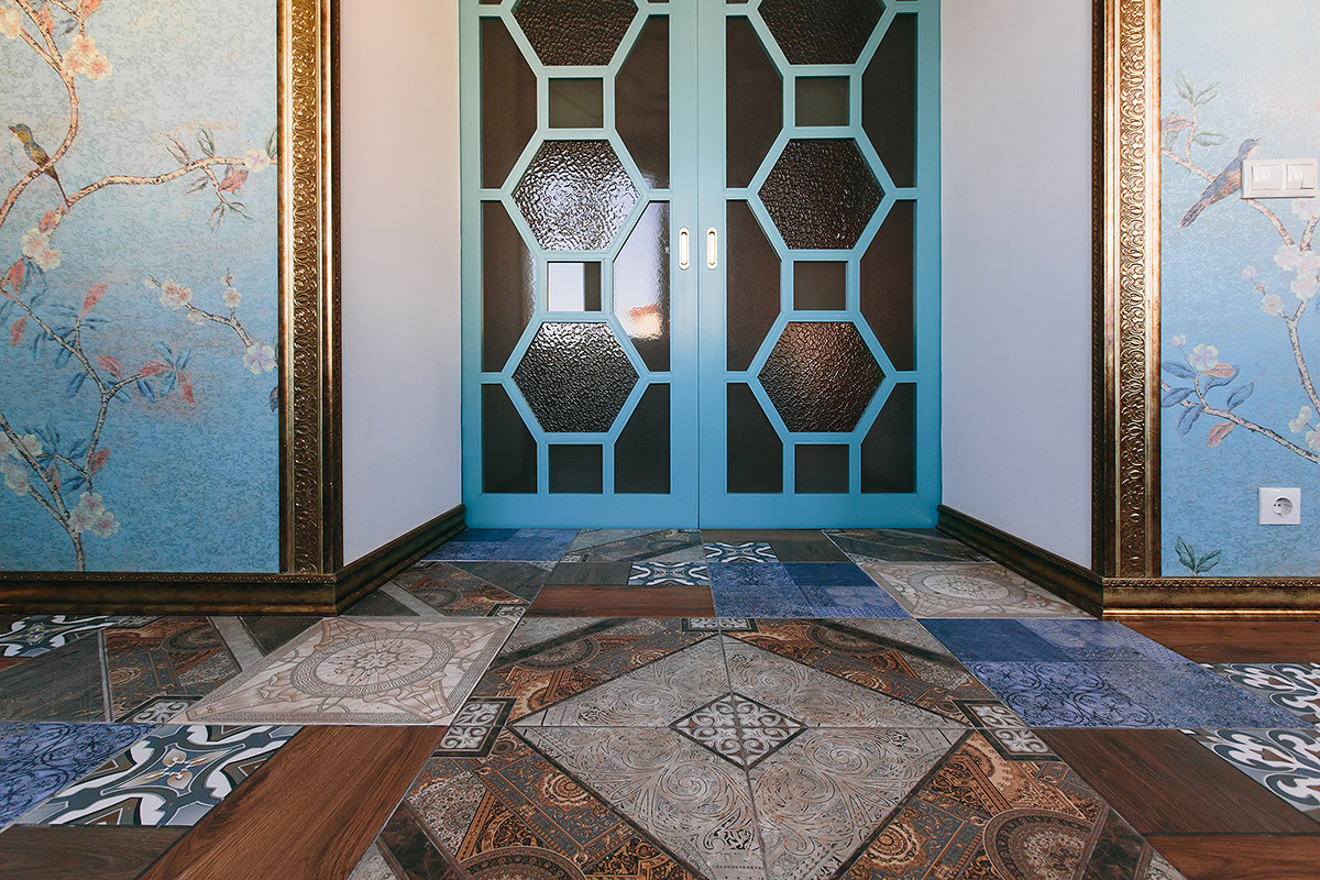 Реализация:Классика с нотками востока в бирюзе