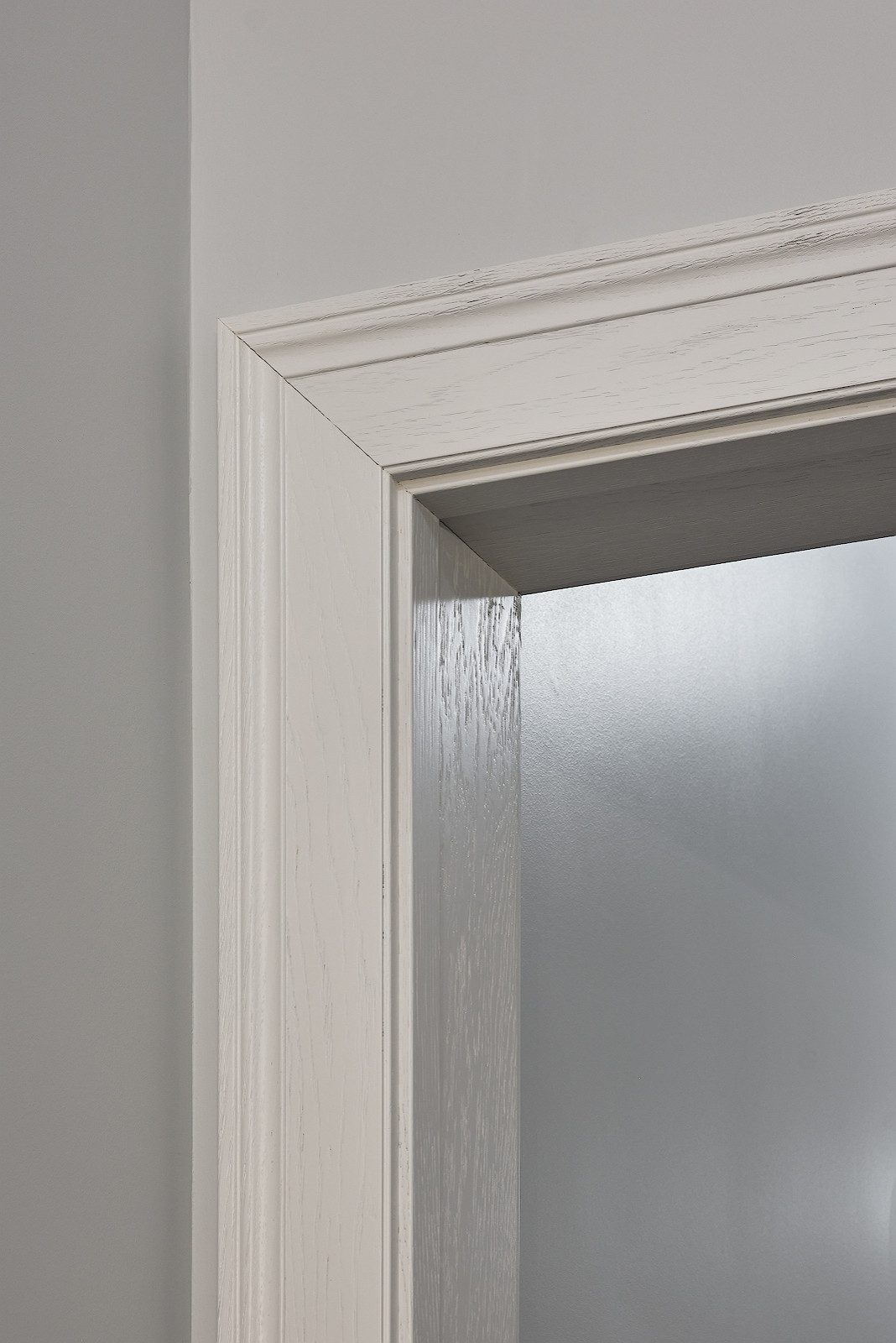 Классический интерьер с Орлеаном в отделке дуб