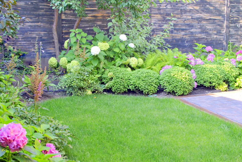 Сад с японскими интонациями.