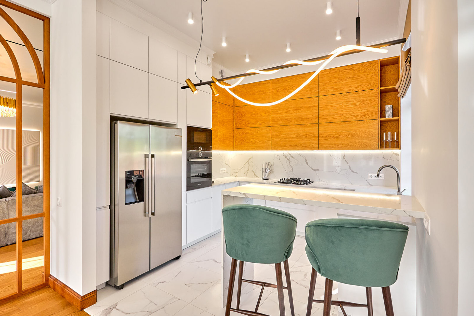 Шпонированная кухня в Зеленоградске