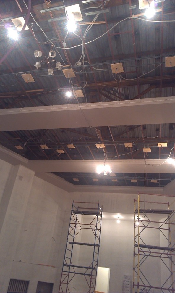 Натяжные потолки;фактуры:глянцевый,сатиновый,матовый.ПВХ