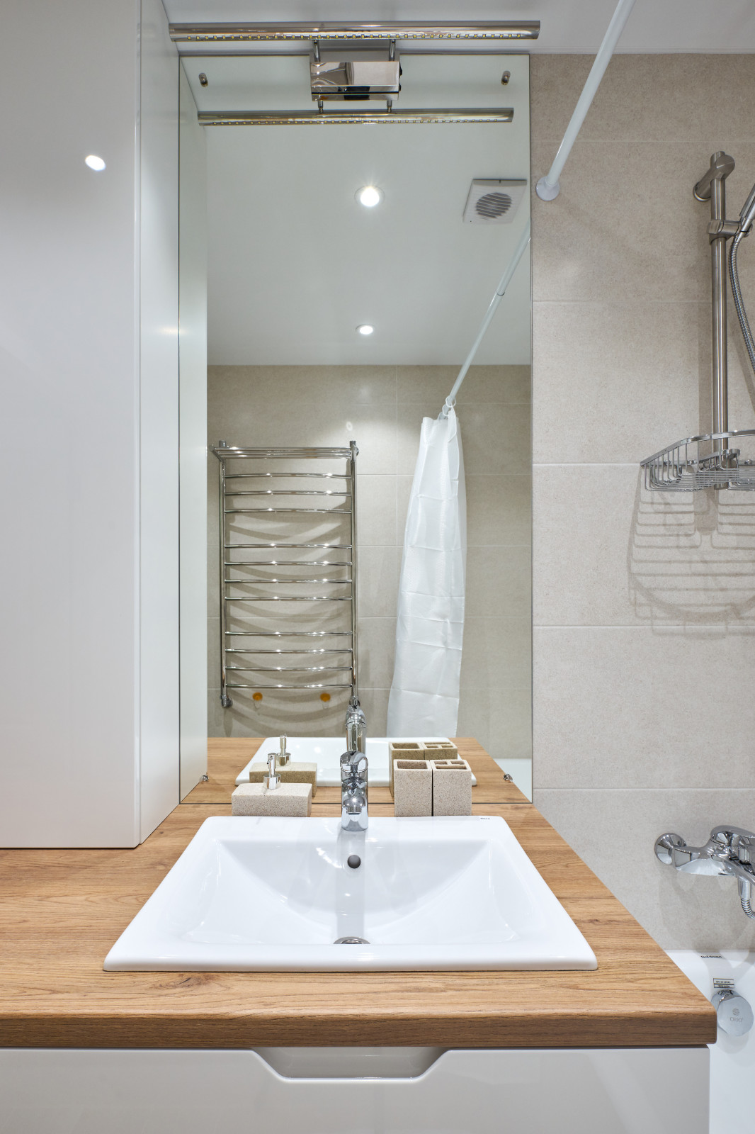 Интерьер трехкомнатной квартиры 83м2 _ ZeLBor