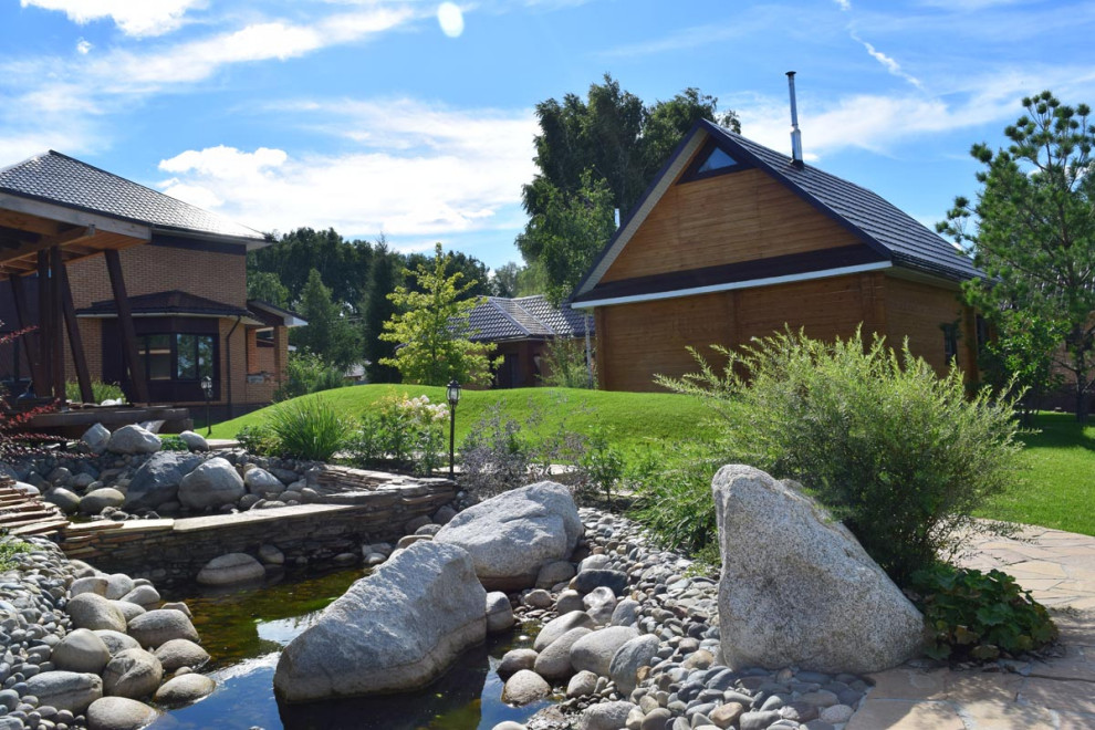 "Дом у озера"