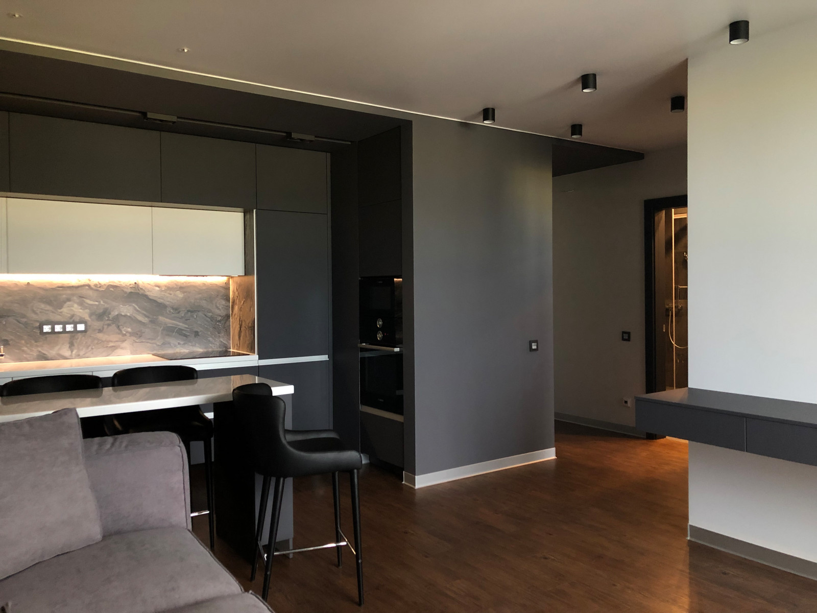 Обложка проекта: Мужская