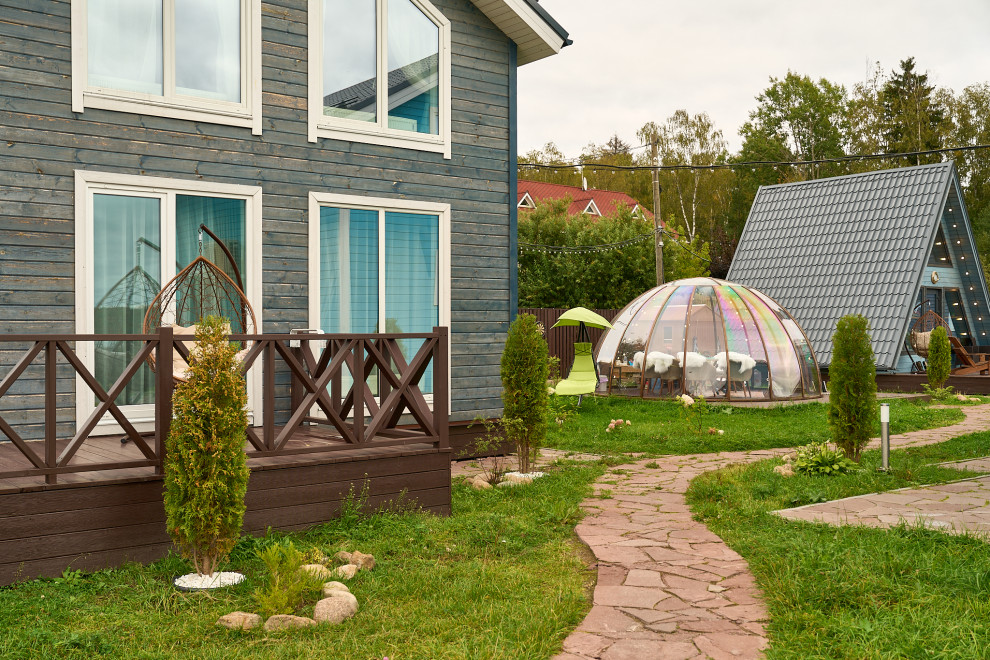 База отдыха на берегу озера. Ялкала.