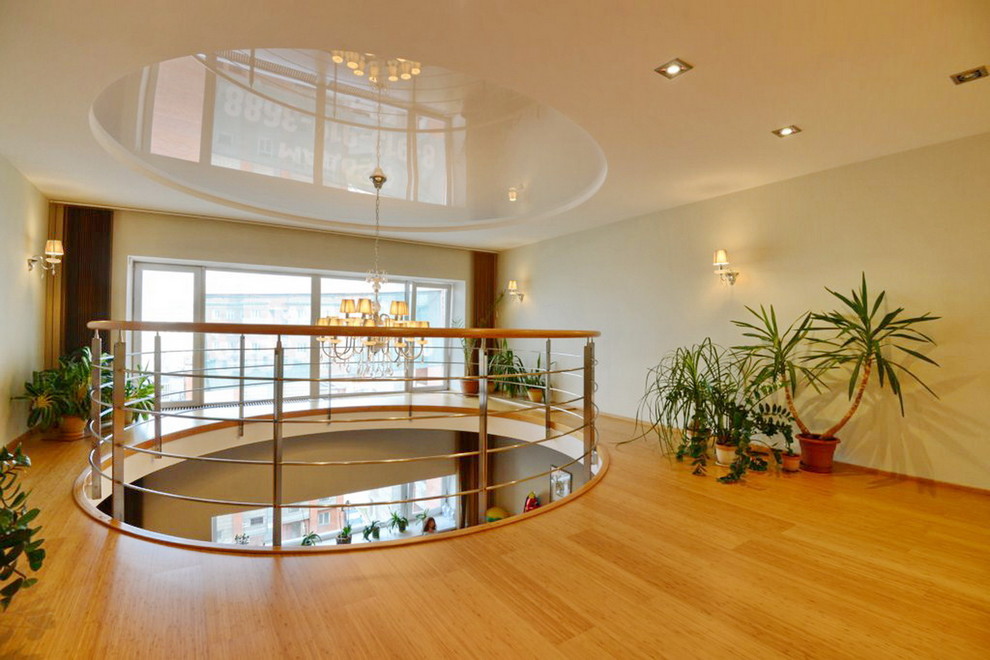 Мастерская превращается в . . .