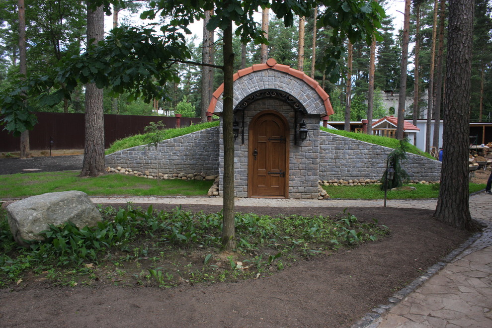 Реализация ландшафтного проекта в сосновом лесу