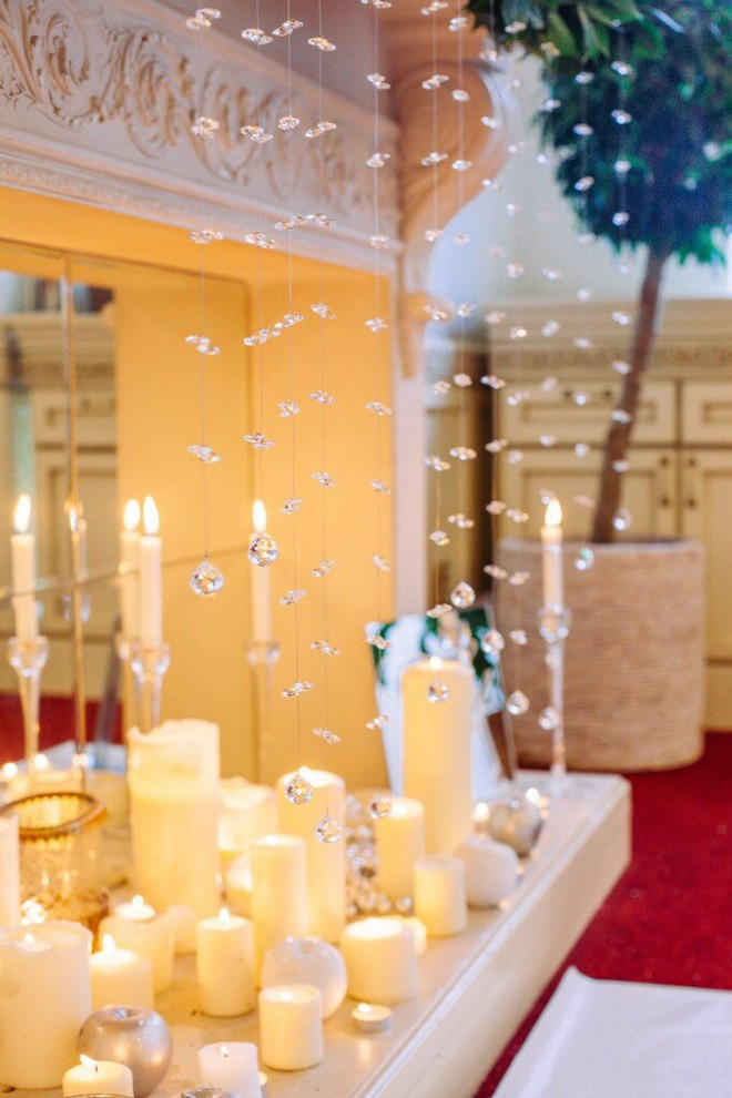 Обложка проекта: Оформление свадебного камина хрустальными нитями