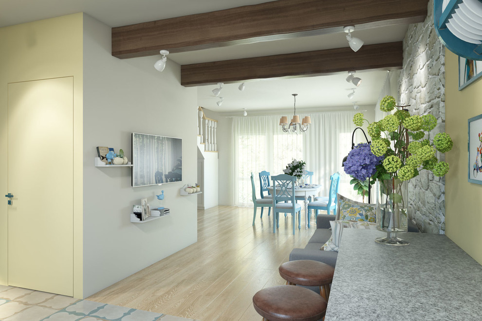 Яркие краски