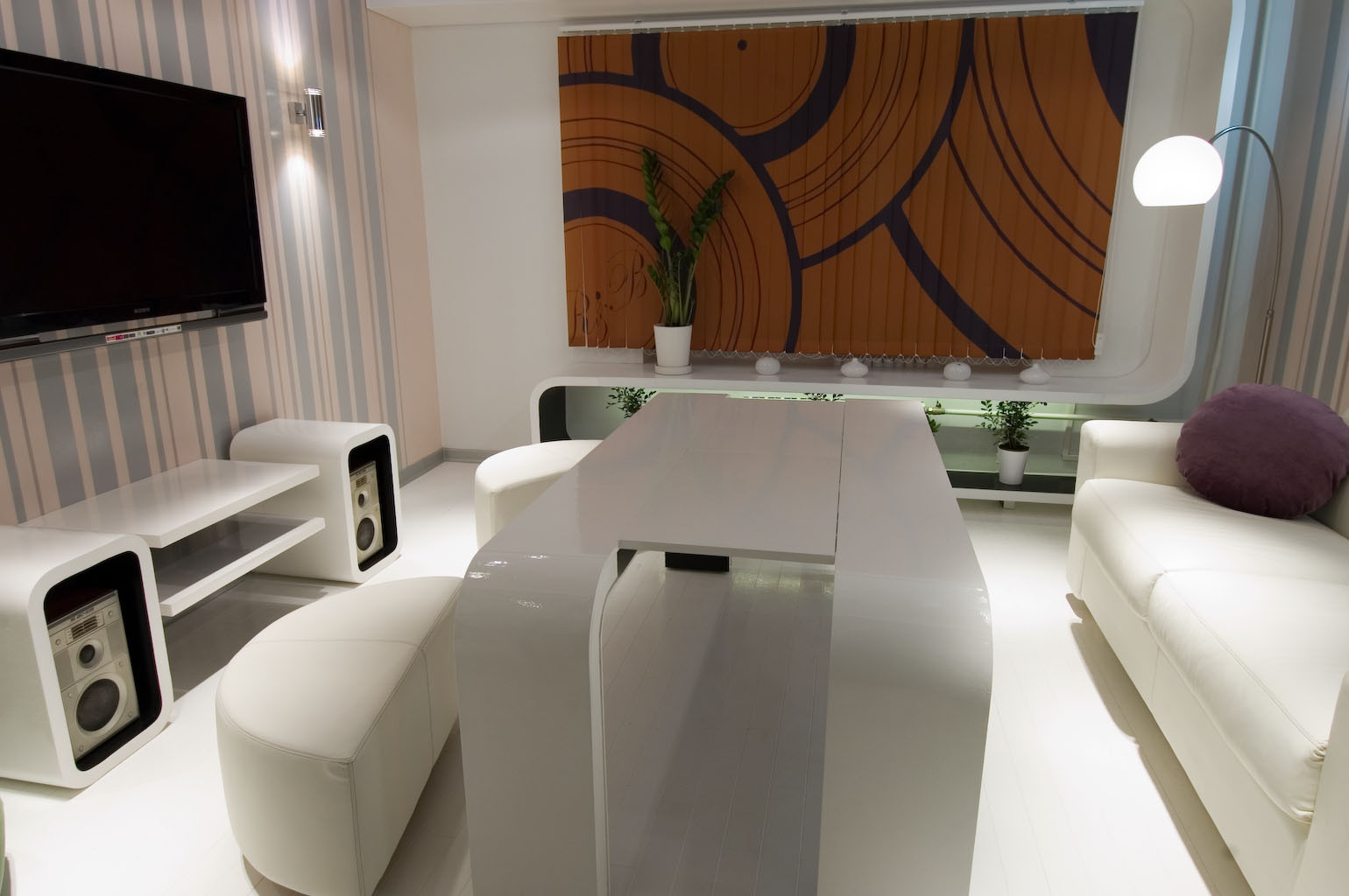 Universal drawing-room